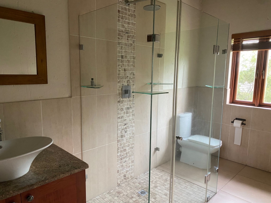 5 Bedroom Property for Sale in Cloudy Creek Free State